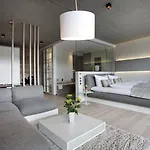 Seegarten Ξενοδοχείο 4*