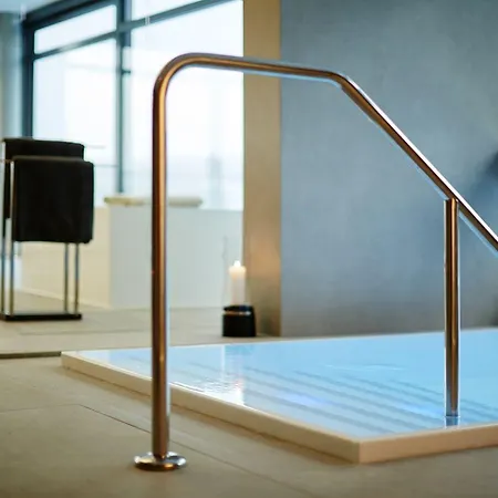 فندق Seegarten 4*