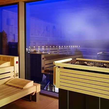 فندق Seegarten 4*