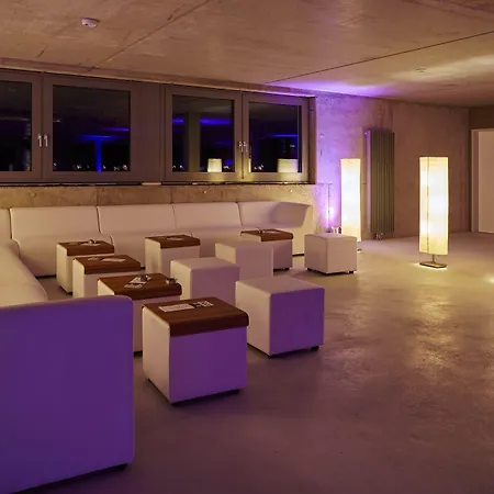 Seegarten فندق 4*