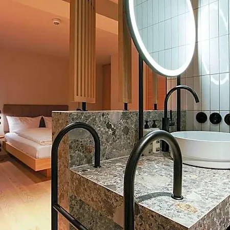 Hotel Seegarten 4*