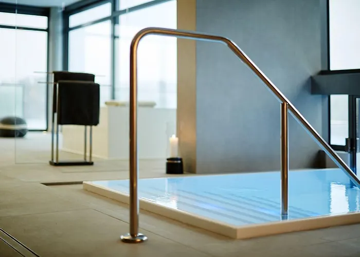 Отель Seegarten 4*